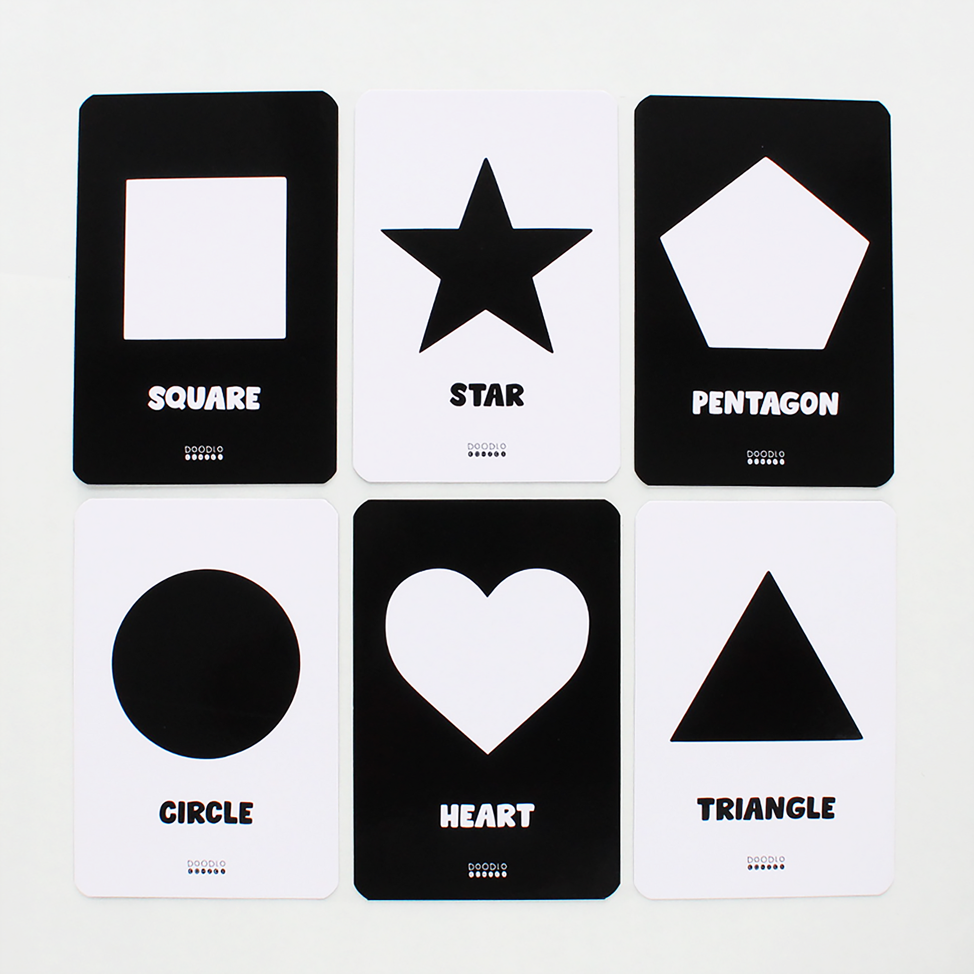 High-contrast baby flash cards featuring various illustrations